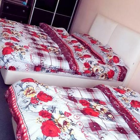 קואנטאן Hotel Makmur מראה חיצוני תמונה